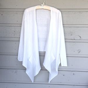 WATERFALL FRONT CARDIGAN COTTON WHITE LIGHTWEIGHT POCKET DETAIL